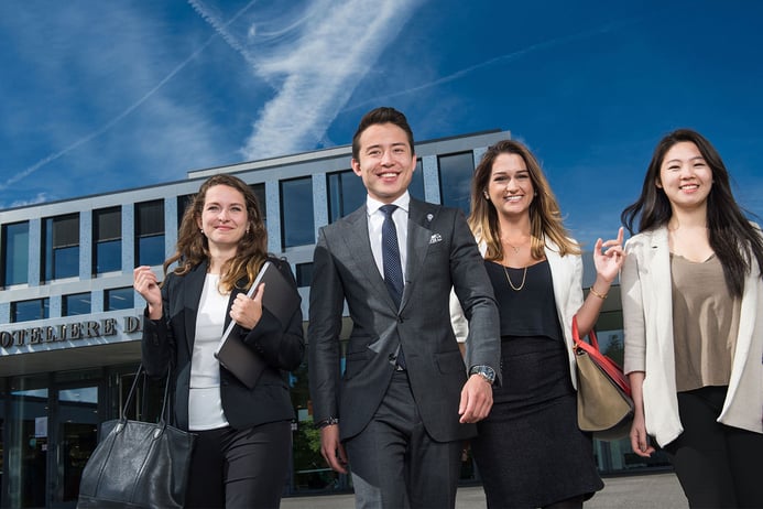  Découvrez comment les études à l'EHL vous préparent au succès professionnel dans l'hôtellerie et la restauration.