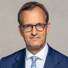 Prof. Markus Venzin, CEO of EHL Group