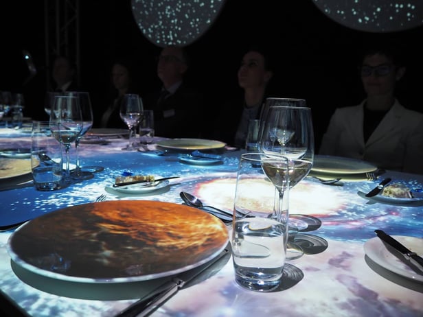 Digital, emotional, multisensory: concept and training restaurant Elysium