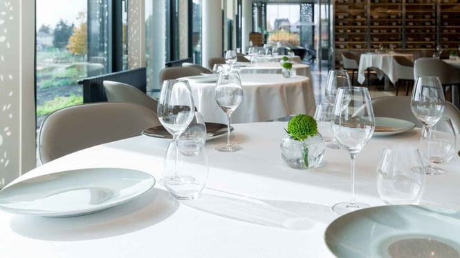 Set the Perfect Table with This Expert Guide