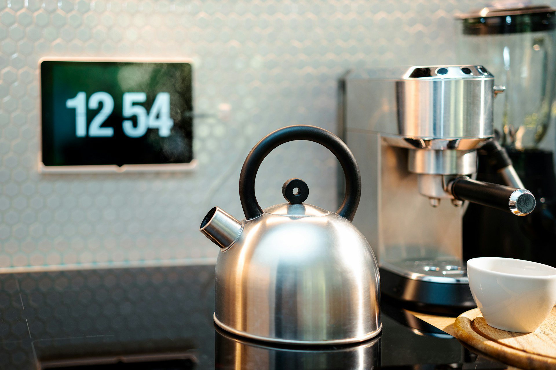 Automated kettle