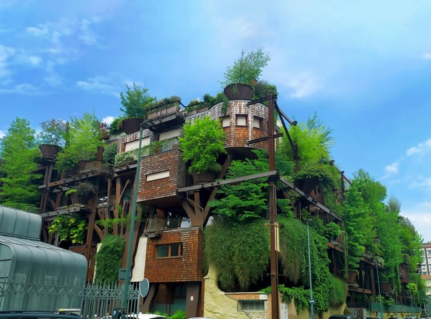 Sustainable hotel innovations & low-impact hotel strategies