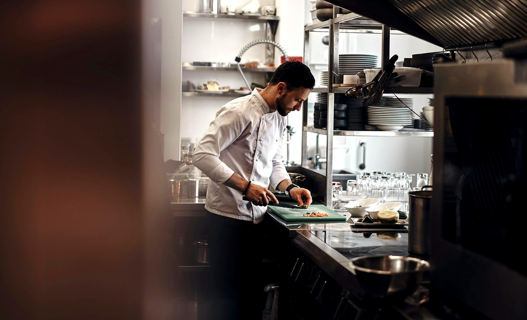 chef-working-alone