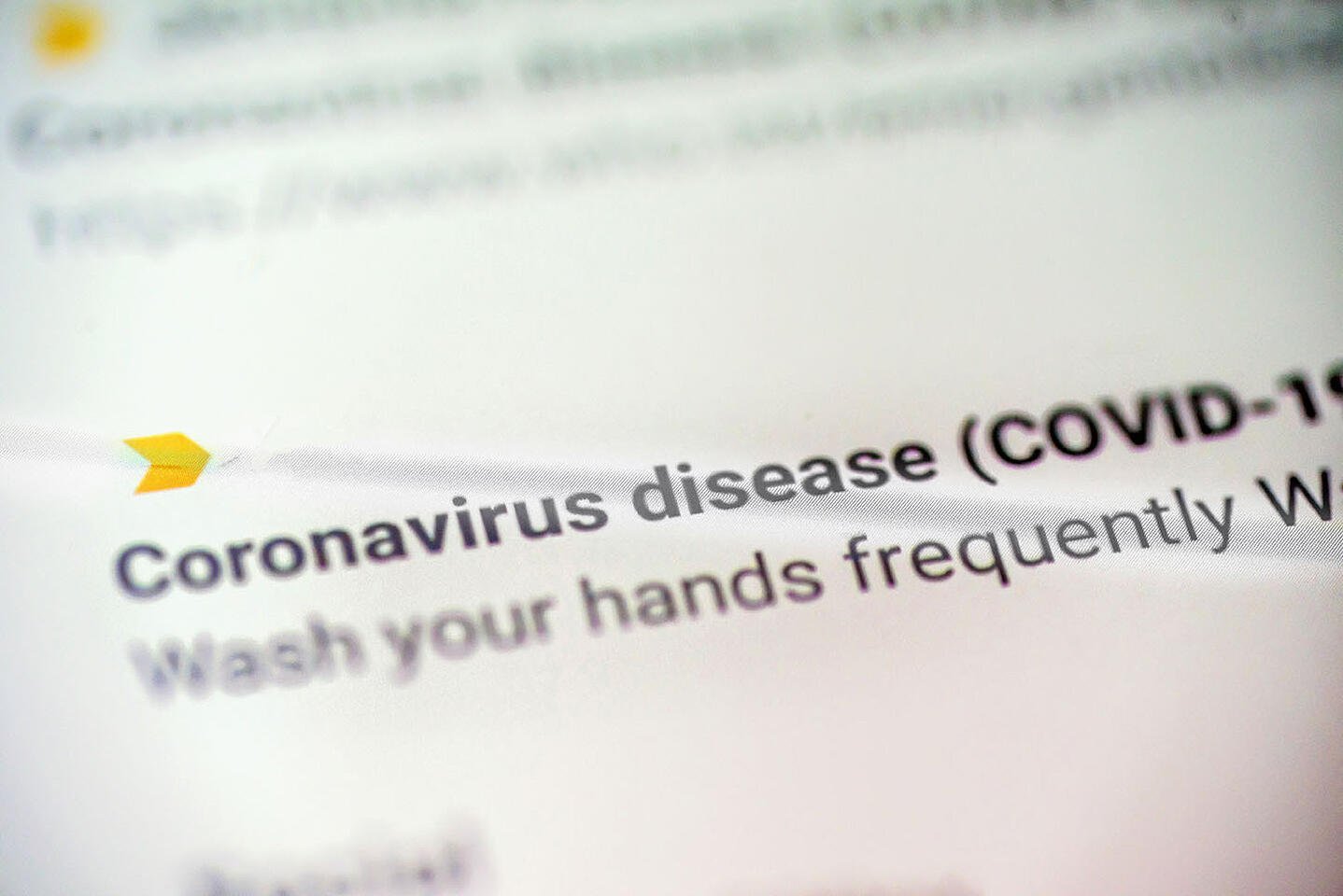 Coronavirus Crisis Communication: a Wicked Problem