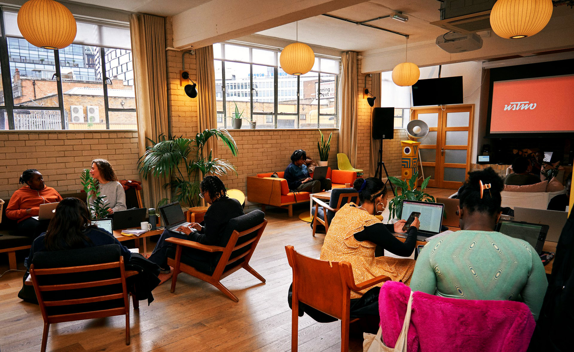 Communal spaces in hotels