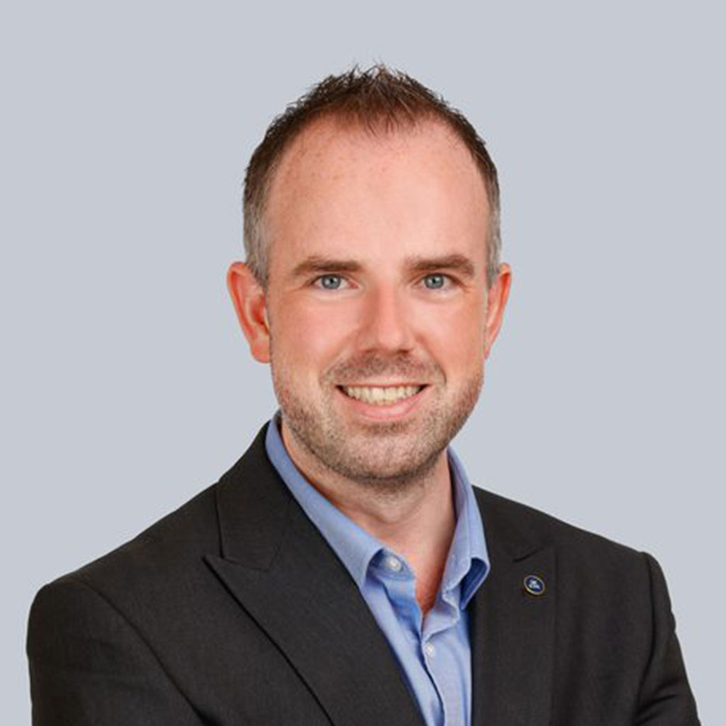 Dr. Guy Llewellyn
